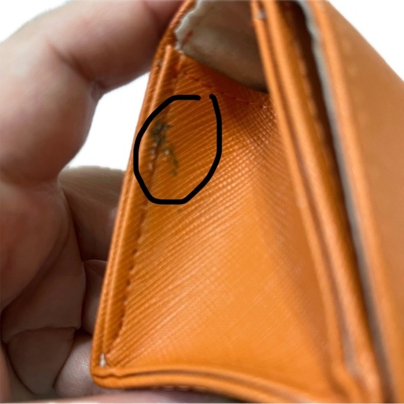 Tory Burch Sunglasses Logo Case - Picture 5 of 8